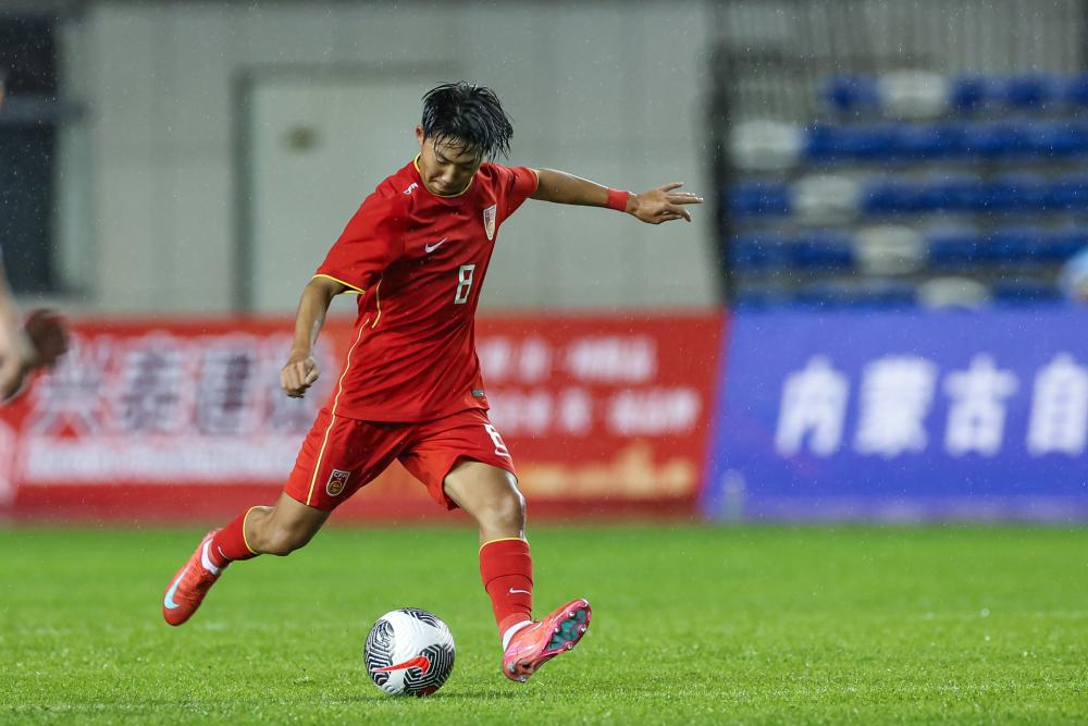 欧冠最新积分榜：拜仁取胜升至第2，利物浦第8，巴萨第14